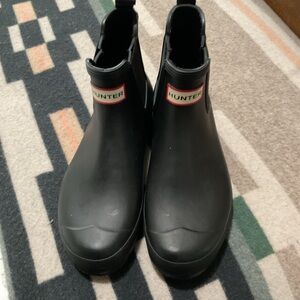 Hunter Black Chelsea Rain Boots - Short Ankle Rain Boot